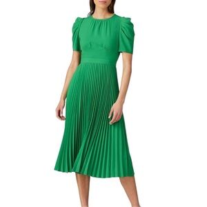 Elegant Green Pleated Dress